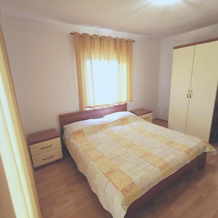 Apartments Monika Нин Экстерьер фото