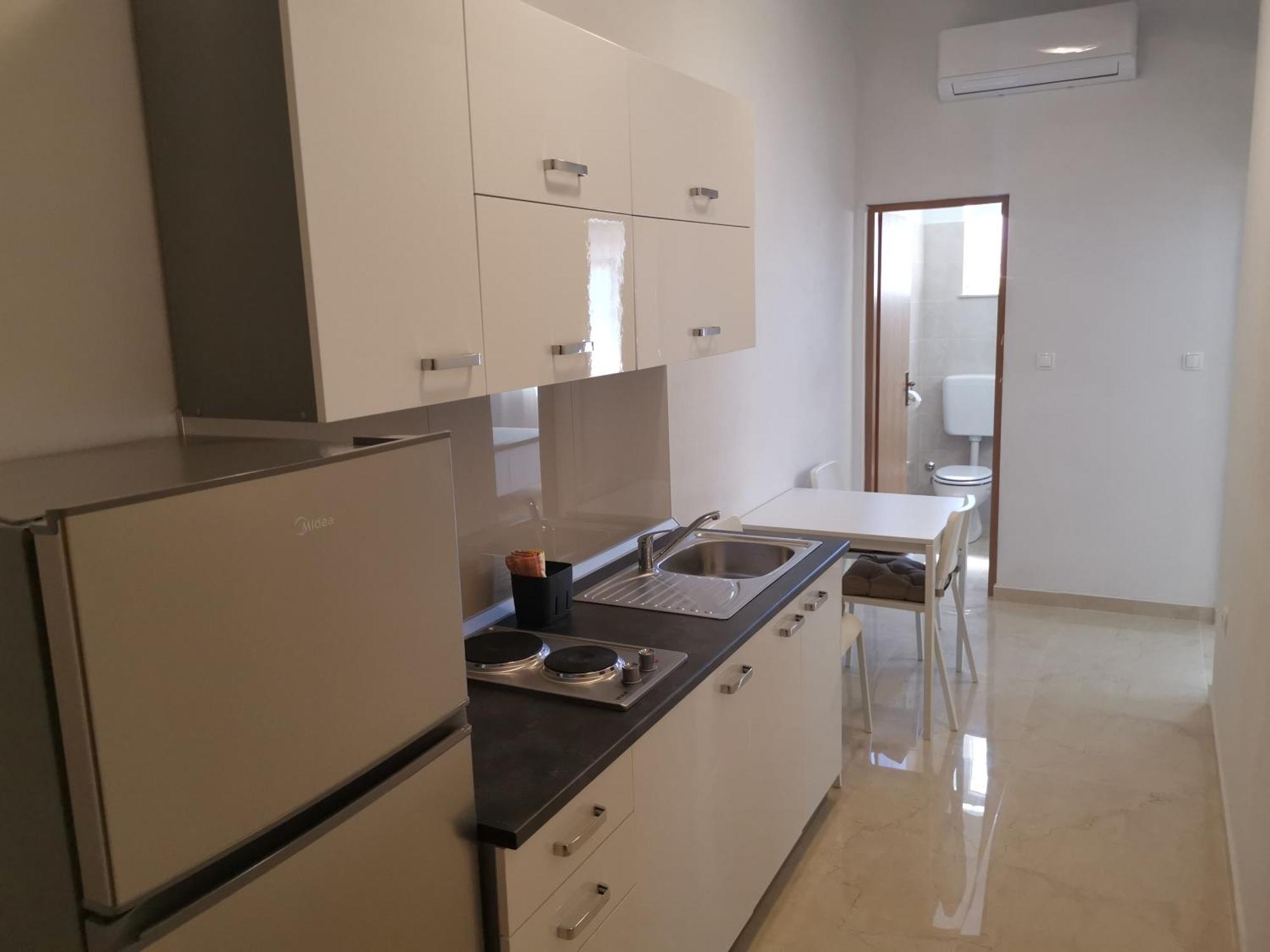 Apartments Monika Нин Экстерьер фото