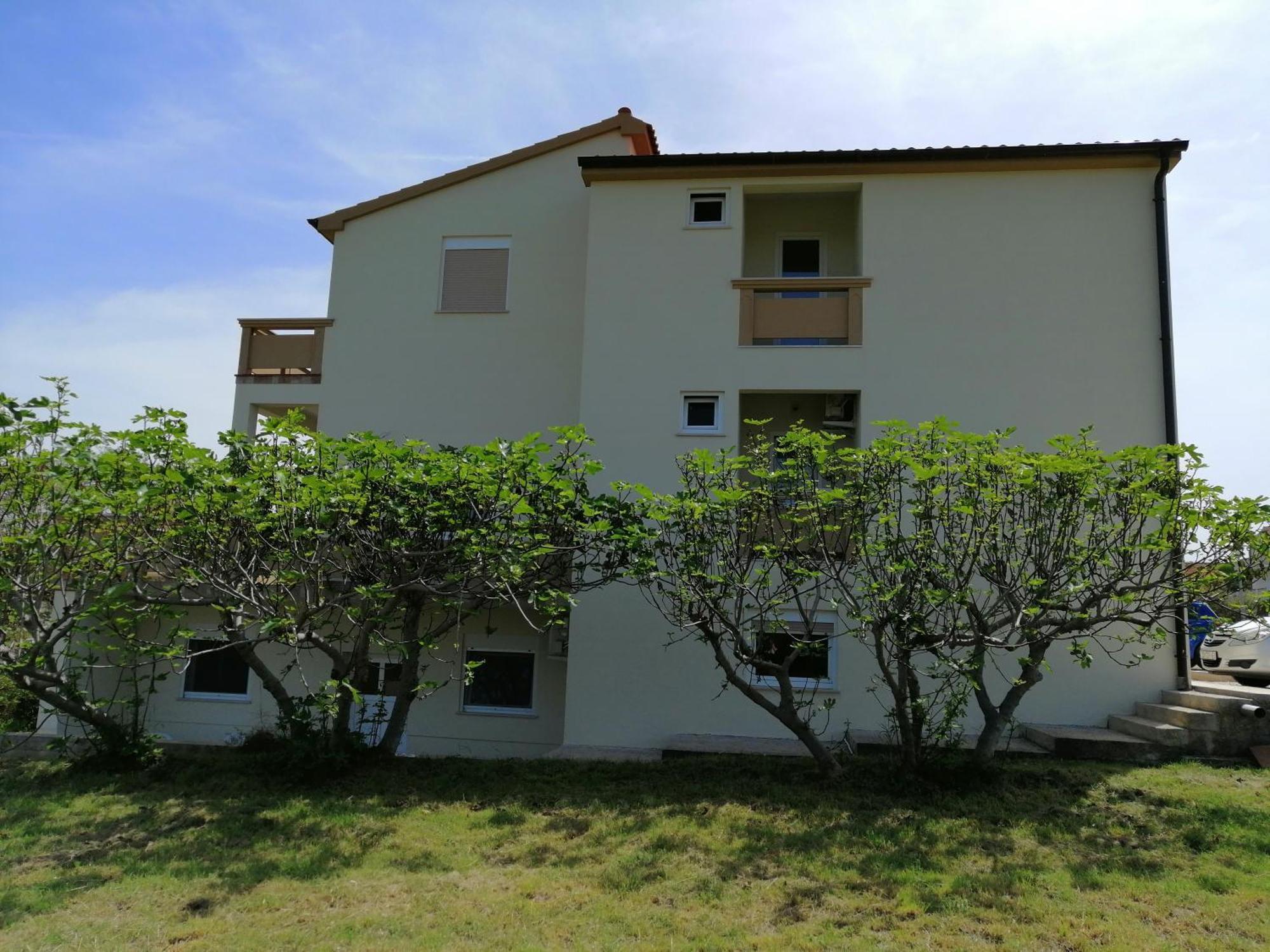 Apartments Monika Нин Экстерьер фото